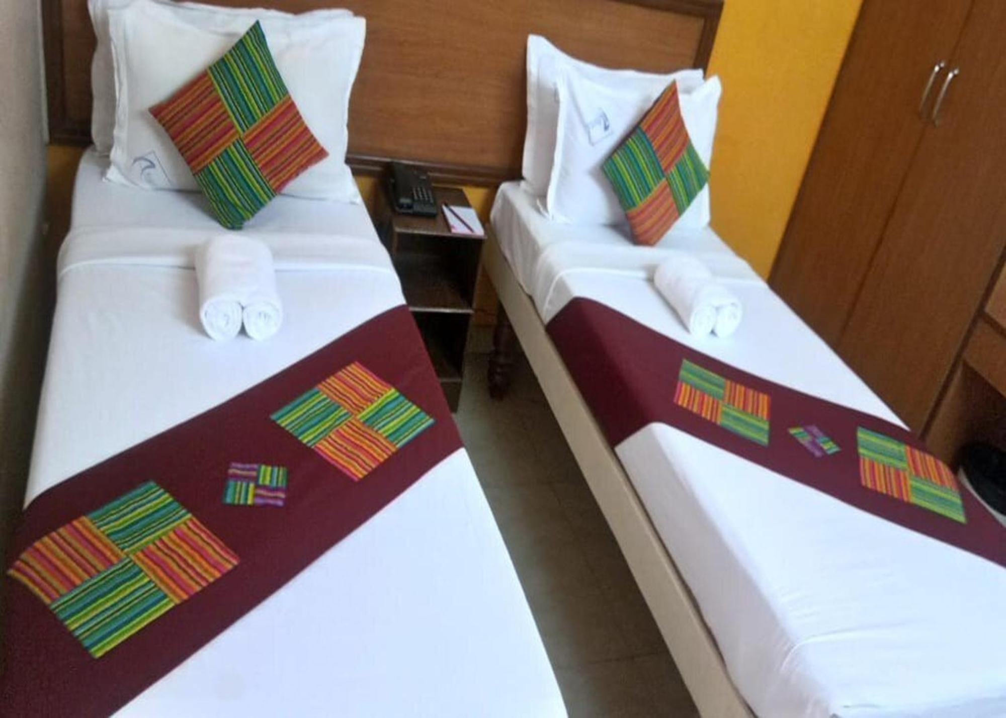 Hotel Akshara Regency, Yeshwanthpur Bengaluru Zewnętrze zdjęcie